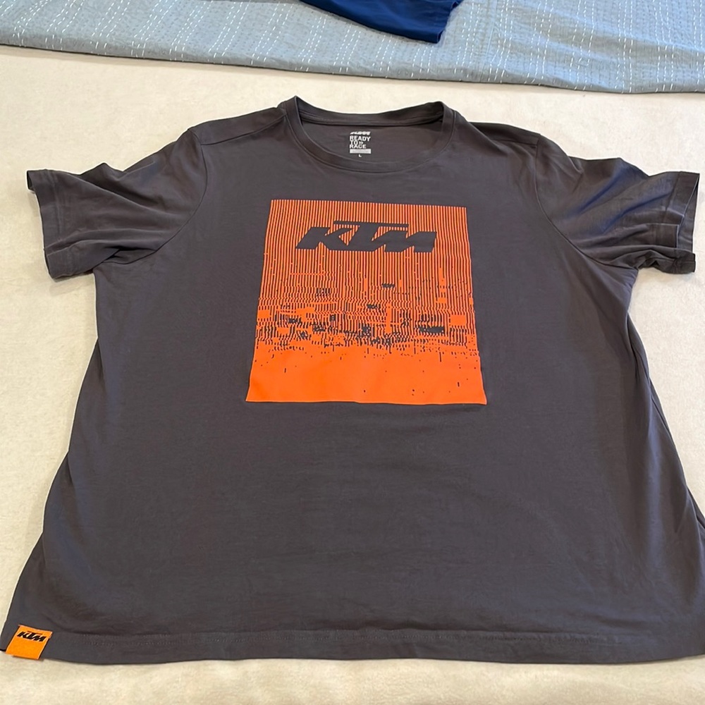 Grey KTM Tee. Large. Great condition, worn once